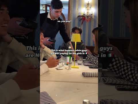 Why the waiter kinda…😛#venice #italian #pasta #italy #europetravel #exchangestudent #hk #music #song