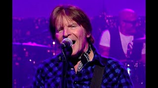 John Fogerty Plays Anti-War Anthem &quot;Long Dark Night&quot; on David Letterman!