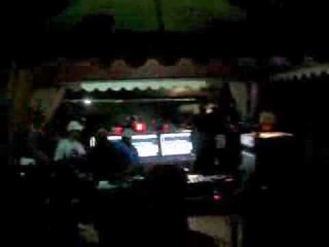 Iration Steppas Feat. Maki Banton - Jah Fire - Rototom Sunsplash 2011