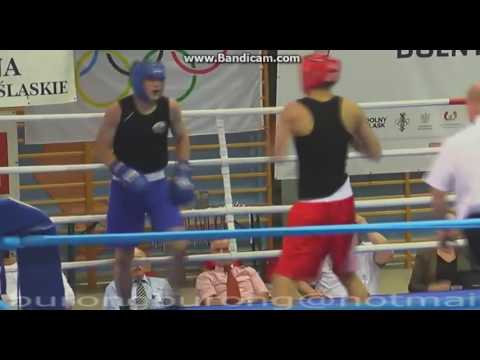 boks // Mateusz Szewczyk (KS Raszyn) vs  Adam Opyrchał (SKB Beskid Dragon Bielsko-Biała)