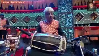 Download lagu Kumar sanu live performance ..& sun sun sun barsaat ki dhun sun.. mp3