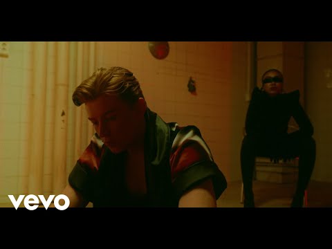 Adam Mišík - NEDÁVÁM PÁTKY (Official Music Video)