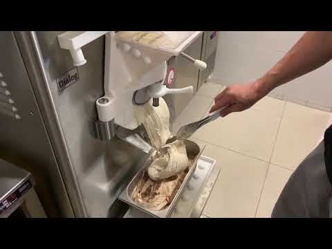 Μηχανές Παγωτού με Παστεριωτή Σειρά Compacta Vario