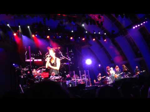 Barry Gibb and Samantha Gibb - You Win Again/With The Sun In My Eyes