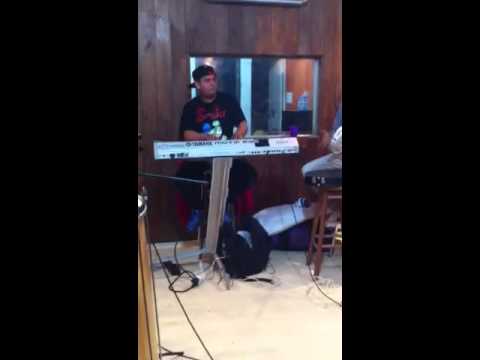 Grupo Ta Combinado Ensaiando