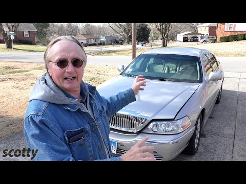 Here’s Why I’m Buying a Lincoln Town Car