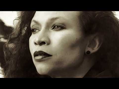 Talya Ferro - Look At Me