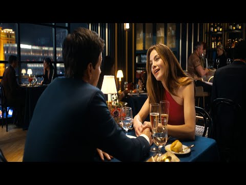 The Family Plan – Mark Wahlberg speaks French * Michelle Monaghan *