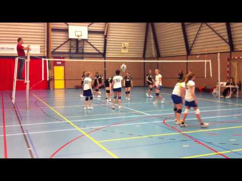 Volleybal Go'97 DS2 - De Valk DS2: 3-1 - 02042011 deel1