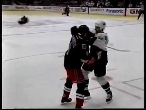 Michal Grosek vs Dmitri Khristich