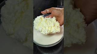 Download lagu 2.5  Million views 🤗 🙏 Home made butter/ghee #shorts #shortrecipe mp3
