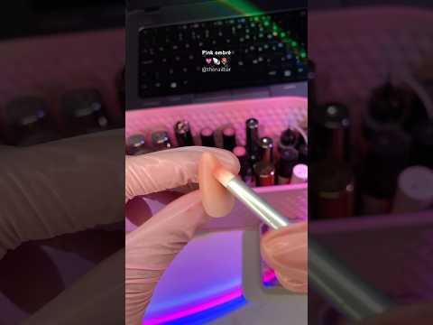 Realistic ombré 🌷🩰💅🏻 #nailtech #nails #gelnails #shorts