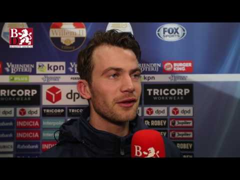 Willem II-speler Erik Falkenburg lag er even uit
