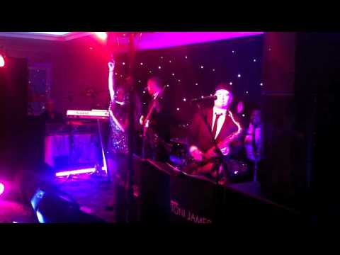 The Cottons Hotel Knutsford- The Toni James Band