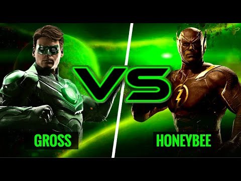 GROSS PLAYS GREEN LANTERN! Gross (Green Lantern) vs HoneyBee (Flash)
