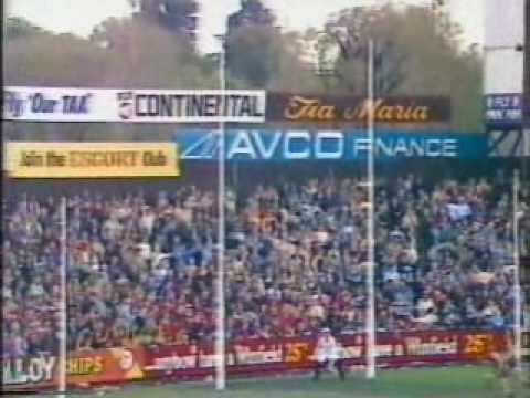 1983 Round 5 : Fitzroy v Carlton @ Princes Park - Another Carlson goal