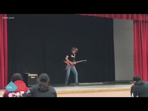 Parma teen shreds guitar solo in memory of Eddie Van Halen during school lunch