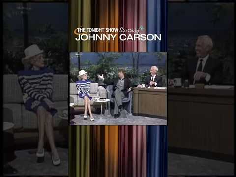 Martin Short Impersonates Bette Davis and She's Not a Fan #funny #johnnycarson