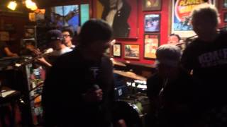 Kemuri "Pabu Boy" with Mike Park live 4/12/15 Crepe Place