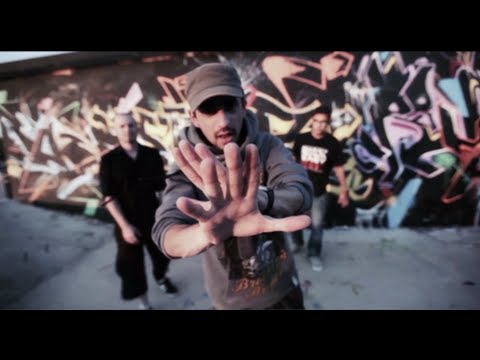SiGi feat. Psylle & Tonton Chaplin - Chains off