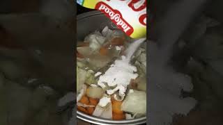 Download lagu SAYUR SOP SIMPLE PAKAI BUMBU RACIK INDOFOOD !!! mp3