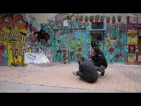 Easily Capture Moving Subjects With Shutter Priority  | I AM Different Tips 'n Tricks