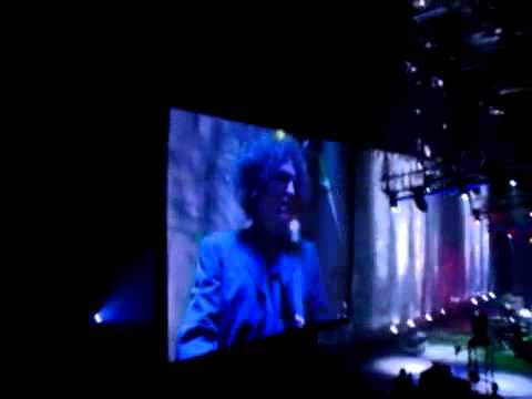 Placebo & Robert Smith (The Cure)  - Boys Don't Cry