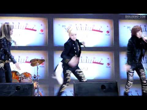 [FANCAM/D-UNIT] 130105 ♬ Luv me (FULL)