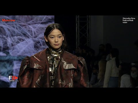 SASHA GAPANOVICH Spring 2022 Moscow - Fashion Channel