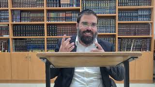 הרב חיים סרוסי - פרשת ויחי - מעלת הצדקה ושכרה (הרב חיים סרוסי) - התמונה מוצגת ישירות מתוך אתר האינטרנט יוטיוב. זכויות היוצרים בתמונה שייכות ליוצרה. קישור קרדיט למקור התוכן נמצא בתוך דף הסרטון