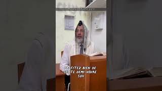 Mieux vaut allumer en famille plus tard ou tôt mais seul ? Plusieurs halakhot essentiels de Hanouka