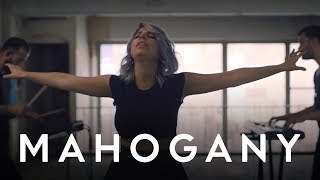 Ariana and The Rose - How Does That Make You Feel | Mahogany Session