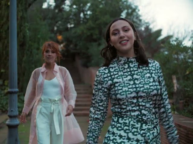 Liebe Ist von Namika & Zaz ((jetzt ansehen))