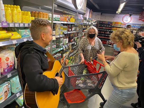 30 seconden gratis winkelen bij Spar Weesp