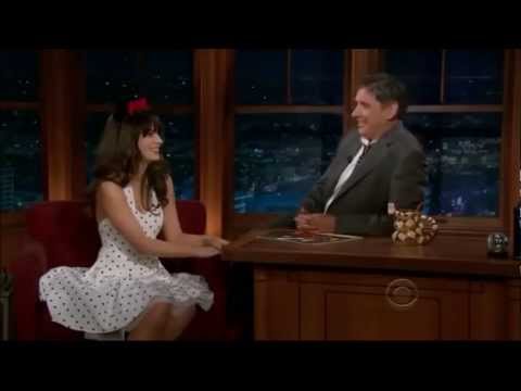 Craig Ferguson makes Zooey Deschanel laugh so hard