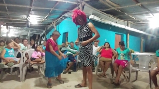 Divertido! Primer reto al que Nano dice "NO" La rifa de una falda que se convirtio en algo mas