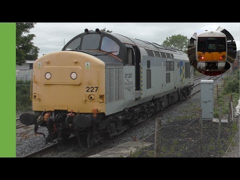 Trains at Princes Risborough