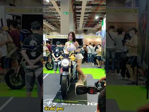 Claire Huang show girl energica motor sport 2023 Taiwan motorcycle show