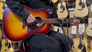 Video thumbnail for Epiphone Masterbilt TEXAN by クロサワ楽器池袋店アコースティック館