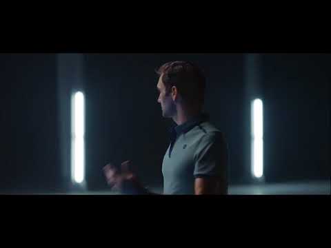 Mercedes-Benz X-Class vs Roger Federer Duel among Giants