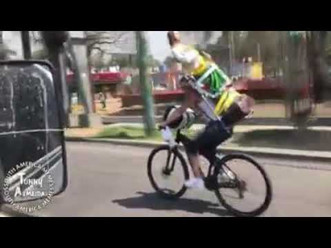 O nosso santo bateu ( SAM Memes )