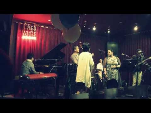 Indra Lesmana, Eva Celia, bubugiri, performed "Message In The Bottle" by The Police