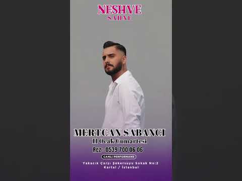 🌟 Sahnede Mert Can Sabancı! Muhteşem sesi, sazıyla ve sözüyle büyüleyici bir geceye hazır olun.