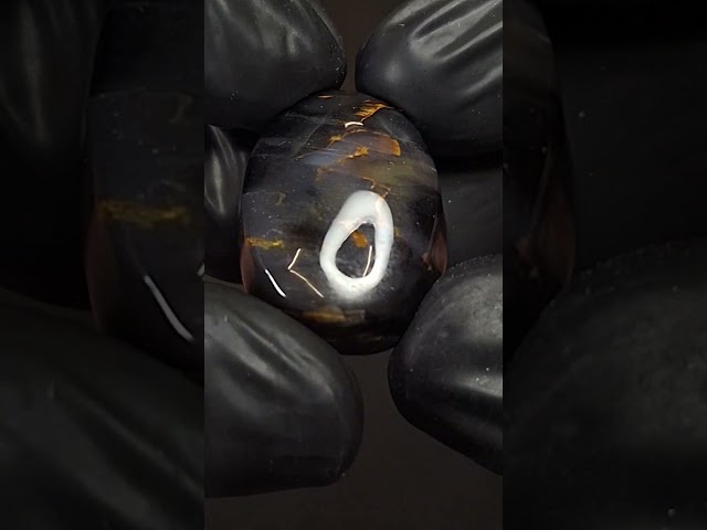 حجر عقيق مزعفر طبيعي