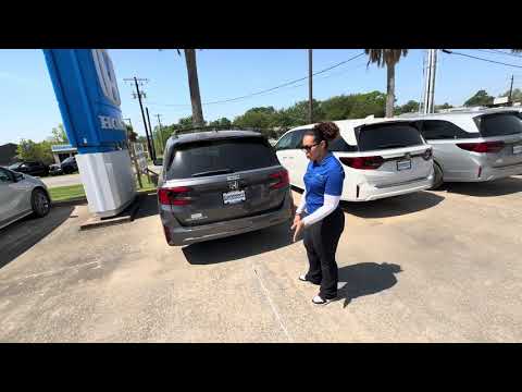 Honda Tutorials - 2025 Honda Odyssey Elite Handsfree Power Liftgate