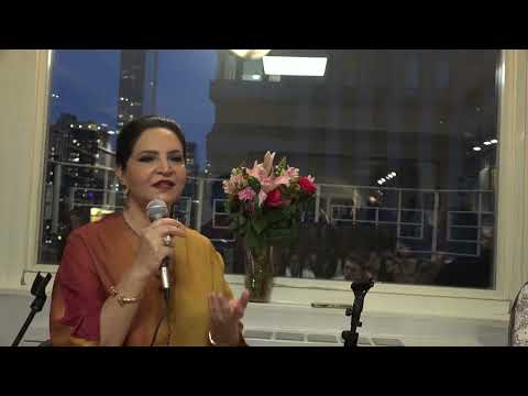 Abhi to main jawan hun written by Hafeez Jalandhari (Singer Tahira Syed)