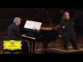 Thomas Quasthoff & Daniel Barenboim – Schubert: Winterreise, D. 911: 5. Der Lindenbaum (excerpt)