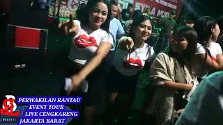 Download lagu SYILA MUSIK TOUR JAKARTA FROM PERWAKILAN SEGALA PENJURU ANAK RANTAU LIVE CENGKARENG JKRTABRAT 2024 mp3