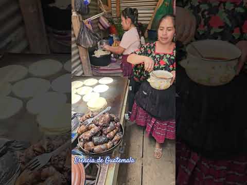 la rica morcilla que venden en el mercado de #Chamelco #AltaVerapaz