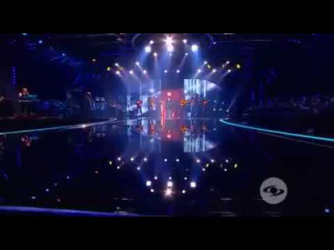 Acompañando a JESSI URIBE, ANDY RIVERA y JHONNY RIVERA